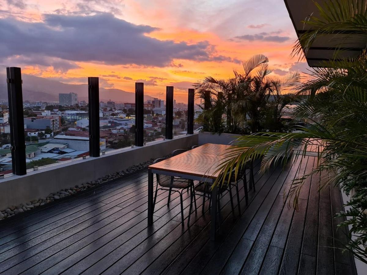 Bee Suites San Jose - Escalante Luaran gambar
