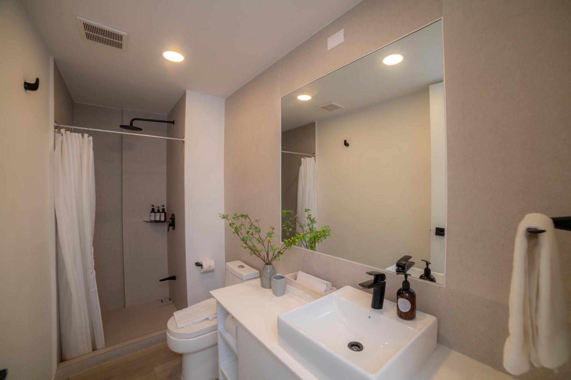 Bee Suites San Jose - Escalante Luaran gambar