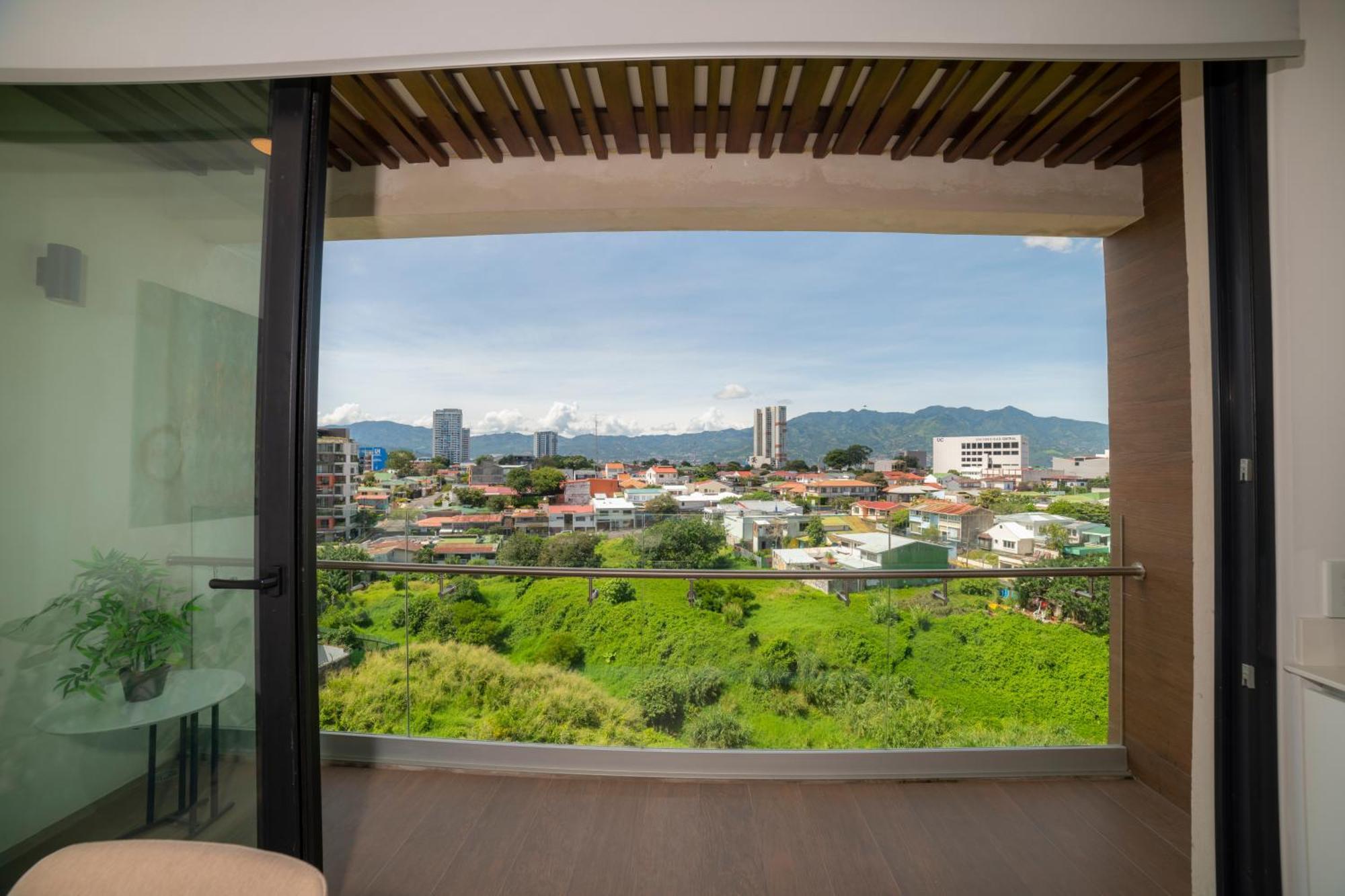 Bee Suites San Jose - Escalante Luaran gambar